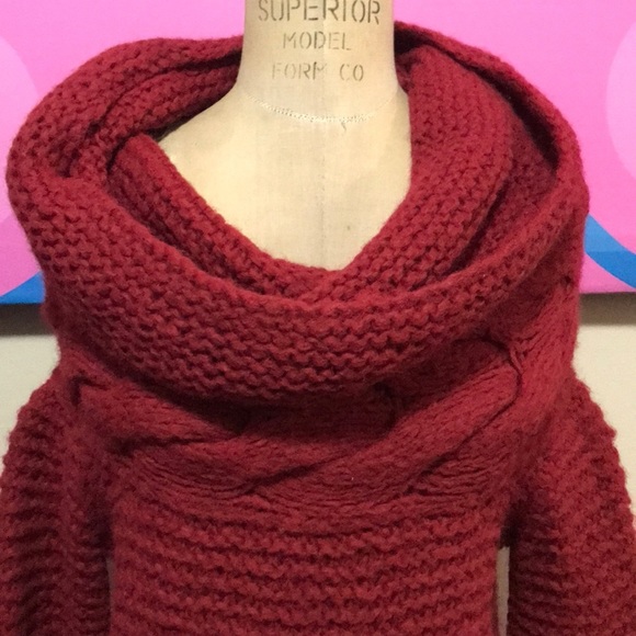 SOL Raspberry Alpaca Blend Cowl Neck Sweater - Picture 2 of 11